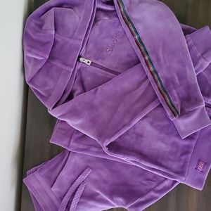 Skeckers 2 pc Velvet Comfy Jogging Suit Size 7 Girls